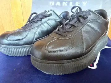 오니츠카타이거 DELECITY