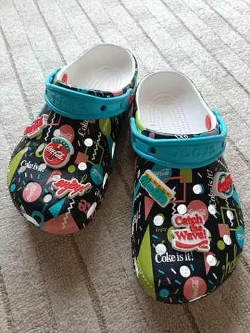CROCS 코카콜라 샌들 23cm