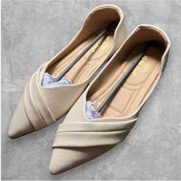 [새상품, 미사용] 여성용 스틸레토 플랫슈즈