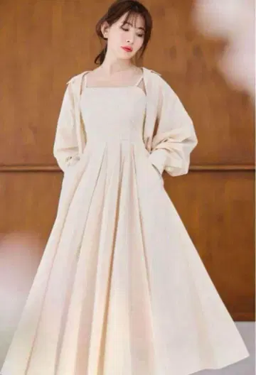 Herlipto Volume Sleeve Poplin Ensemble