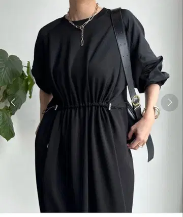 DouDou 허리 드로스트 원피스 블랙 이소재 도킹