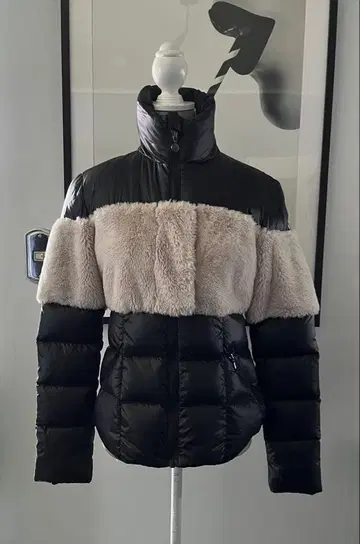 SNOWMAN 스노우맨 뉴욕 숏 다운 XS 새상품급