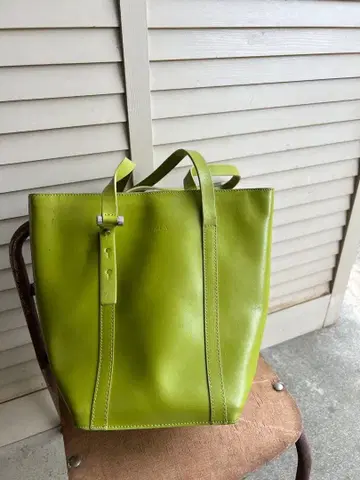 FURLA 밝은 그린 토트백