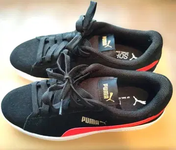 최종 가격! PUMA 블랙/레드 스니커즈 SoftFoam+ (24cm)