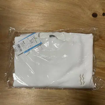 미즈노 화이트 긴팔 M 사이즈