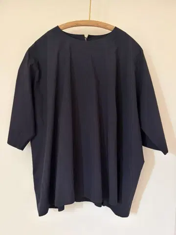 새상품 ARTS & SCIENCE ss tent line blouse