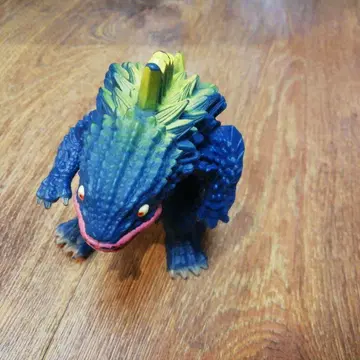 킹 게스라 2015 라이브 사인 포함 울트라맨 괴수 피규어