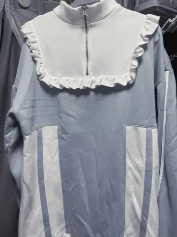 NOEMIE 단종 디자인 속기모 프릴 원피스 긴팔