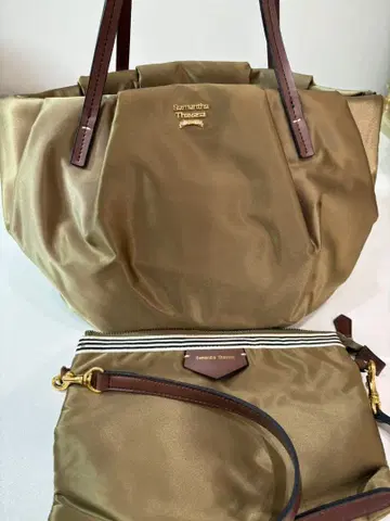 Samantha Thavasa 올리브 그린 숄더백
