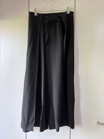 cristaseya tie pants