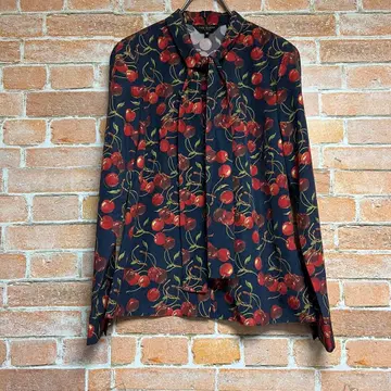 (컨디션 최상) 테드 베이커 체리 패턴 보타이 블라우스 워셔블 금장 장식