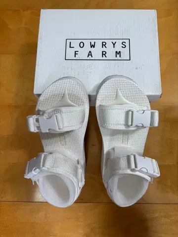 LOWRYS FARM 샌들 L OFF 05