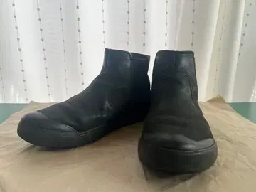 KEEN 엘레나 첼시 사이드 고어 부츠 방수 24cm