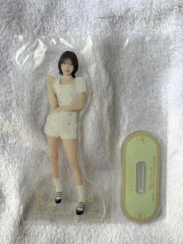 IVE 유진 2024 제일복권 C상 아크릴 스탠드