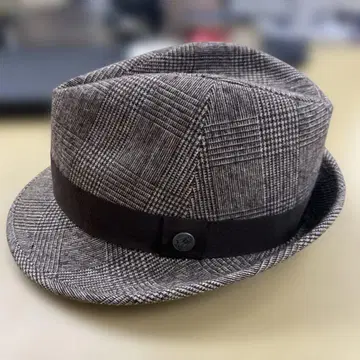 Hush Puppies 브라운 계열 햇