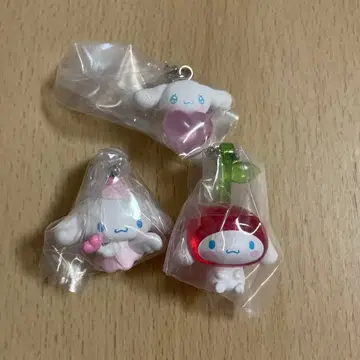 시나몬 에모큥 체리 꿈꾸는 엔젤 산리오 가챠 메지루시