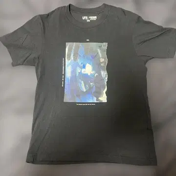 주술회전 블랙 T셔츠 S사이즈 유니클로