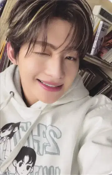 TWS COMPACT ver. 지훈 Try With Us