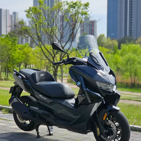 BMW C400GT 블랙 오토바이 스쿠터
