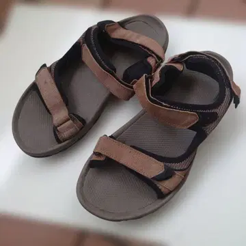 테바 TEVA 브라운 스포츠 샌들 조정 가능