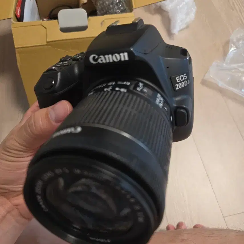 캐논 EOS 200D II DSLR 카메라