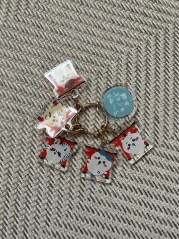 치이카와 (먼작귀) 모구모구 본점 아크릴 키링