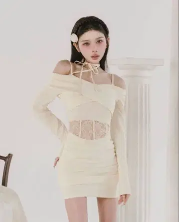 다리치 Darich 코르셋 레이스 컷 미니 원피스
