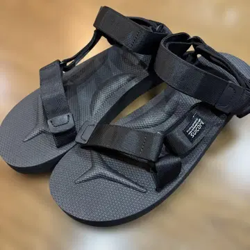 SUICOKE 블랙 스포츠 샌들