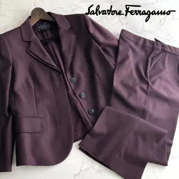 4L 상당 [ 초레어 ] 페라가모 FERRAGAMO 퍼플 셋업 수트