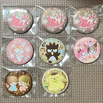 자수 캔뱃지 산리오 폼폼푸딩 배드바츠마루 마이멜로디 쿠로미