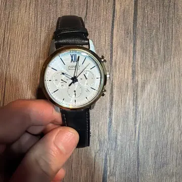 500개 한정 판매 Wired 크로노그래프 손목시계