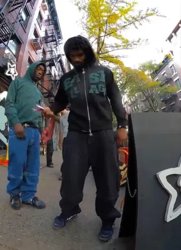 star team 레어 후드티