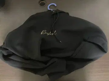 ReZARD 리자드 블랙 로고 자수 후드티