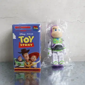 베어브릭 토이스토리 버즈 라이트이어