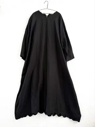 perry 의류 작가 린넨 원피스 블랙 네스트로브 베리떼꾸르