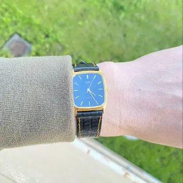 [ 새상품급 작동 ] ALBA 빈티지 스퀘어 골드 블랙 다이얼 선착순