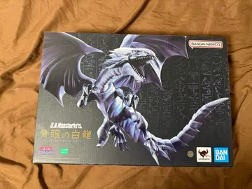 S.H.MonsterArts 푸른 눈의 백룡 (블루아이즈 화이트 드래곤)
