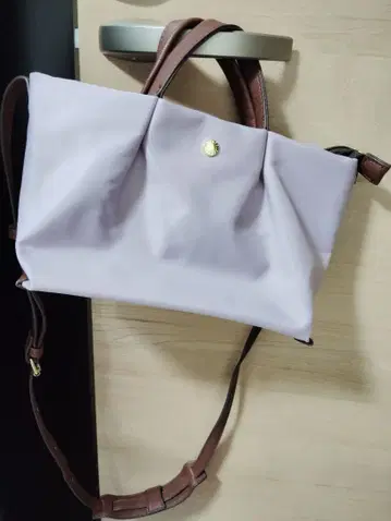 레가토 라르고 경량 발수 어깨 편한 라벤더 나일론 미니 숄더 토트백 LV