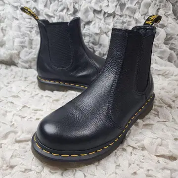 [컨디션 최상] 닥터마틴 2976 첼시 부츠 UK6 블랙 주름 가죽