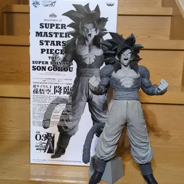 드래곤볼 GT 슈퍼 사이어인 4 손오공 피규어 SMSP