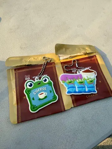 [한국 한정판] 스타벅스 토이스토리 콜라보 MD 키체인 2개 세트