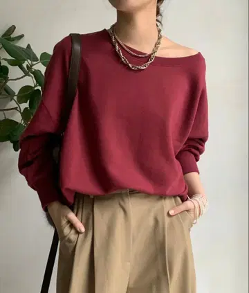 [ 새상품급 ] DOUDOU 쭈리 맨투맨 FREE 버건디