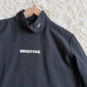 컨디션 최상 브리핑 모크넥 긴팔 자수 로고 속기모 XL 블랙