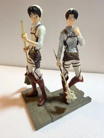 진격의 거인 DXF 청소 리바이 청소 엘렌 피규어 2점 세트