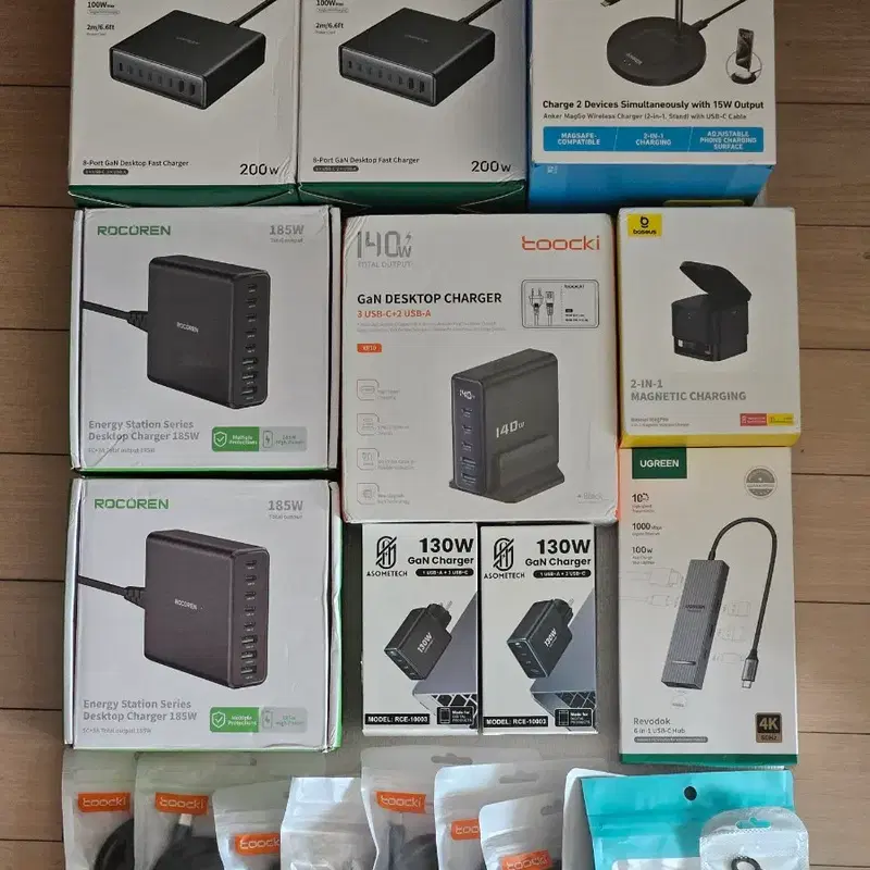 유그린,Toocki,엔커,베이스어스67W,130W,185W,200W 충전기,USB-C 1m, 2m 케이블,맥세이프,워치 충전기 미개봉 새제품 *직거래시 제품을 눈으로 확인후