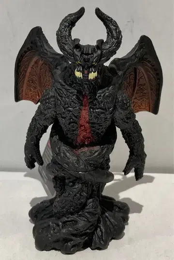 반다이 울트라 괴수 시리즈 벨리알 117