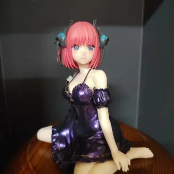 나카노 니노 리페인트 피규어