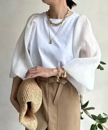 DouDou 두두 벌룬 슬리브 화이트 T셔츠