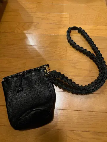 santaku 가죽 복조리형 숄더백