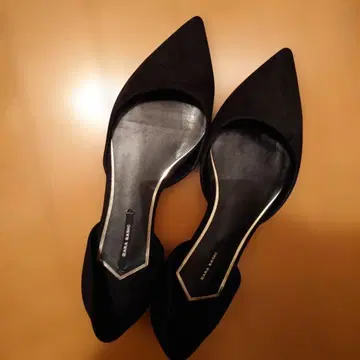 ZARA BASIC 자라 베이직 스틸레토 플랫슈즈 38